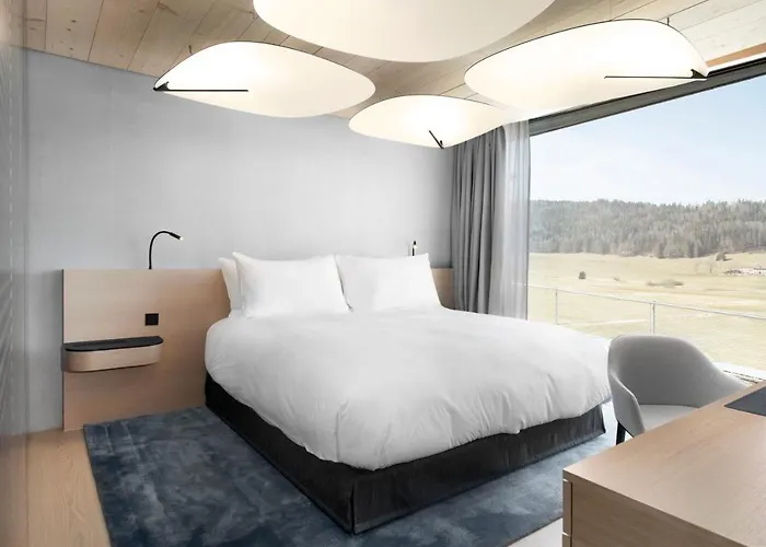 Des Horlogers Hotel 4*