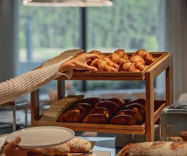 Des Horlogers Hotel 4*